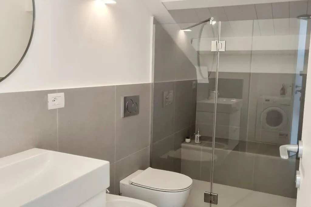 Duomo 10Min Shopping&Relax Fast Wifi & Balcony Apartment Milan 0*,